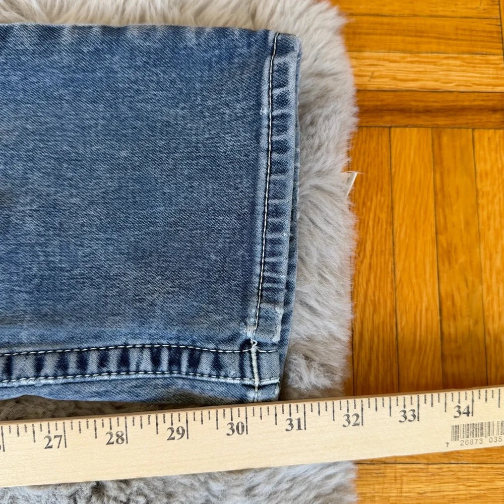 TRUE RELIGION  Geno Relaxed Slim Jeans Mens 32x31 Blue World Tour Horseshoe Flap